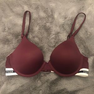 Tommy Hilifiger push up bra